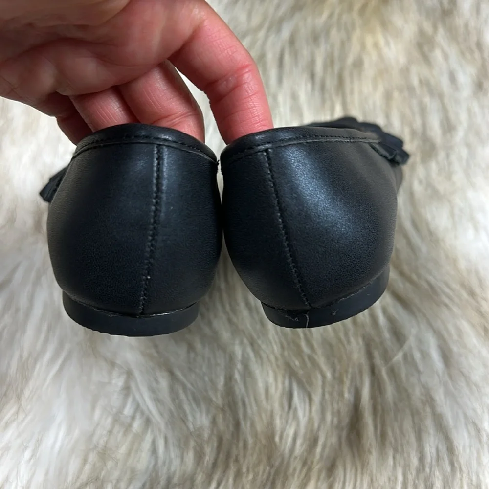 Size 13 Harper Canyon Elegant Black Ruffle Flats